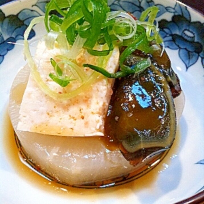 ジューシー大根のピータン豆腐